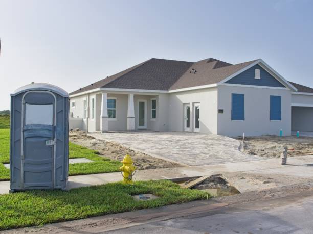 Best Luxury portable toilet rental  in Seymour, WI